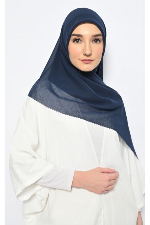 Hijab Segi 4 Voal Gucci Lasercut Black 
